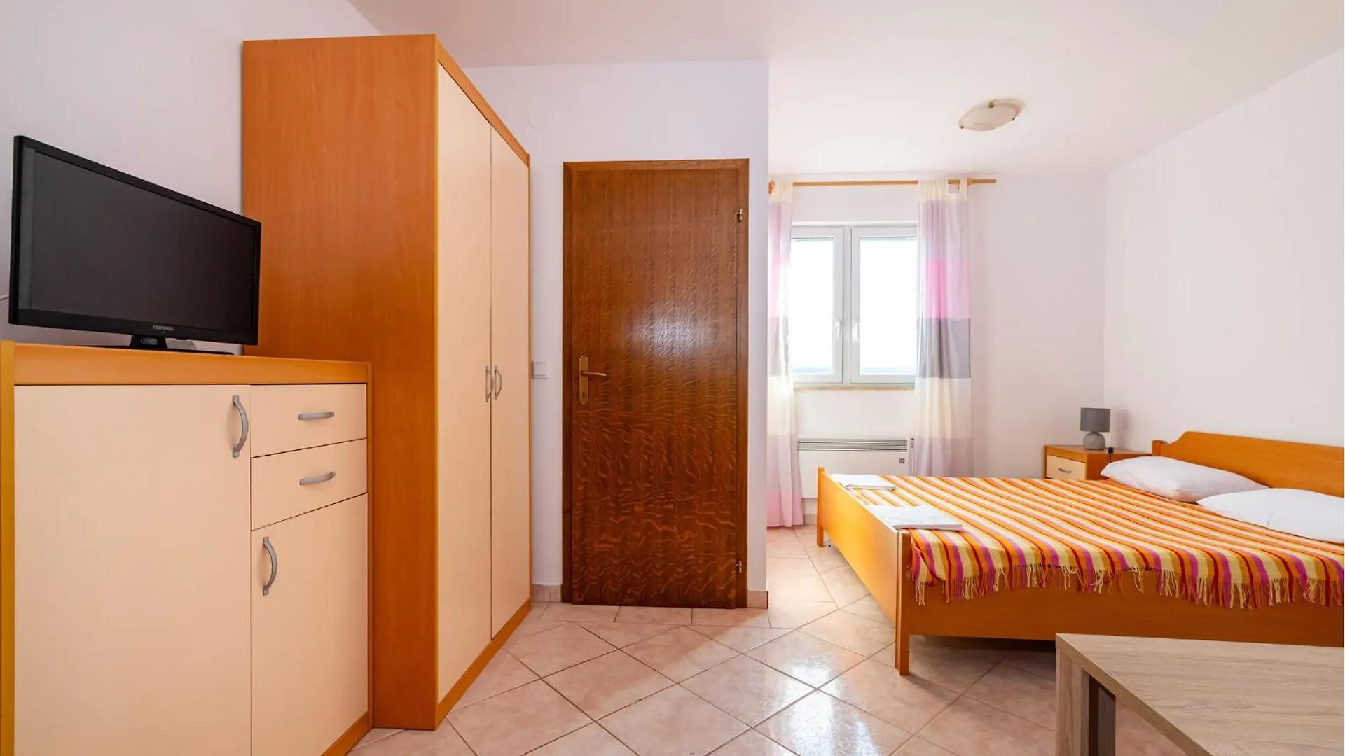 Beautiful Apartment In Krusevo With Wifi Krusevo (Zadar)