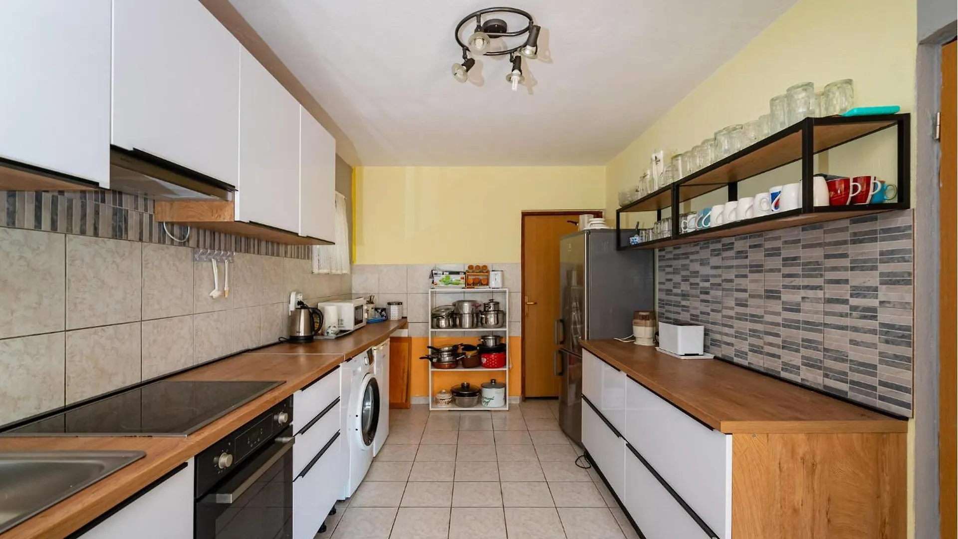 Beautiful Apartment In Krusevo With Wifi  Krusevo (Zadar)